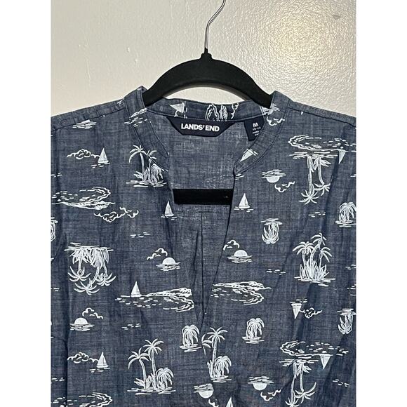 Lands' End Palm Tree Sailboats Shirt Women's Size M Short Sleeve V Neck - Picture 3 of 6